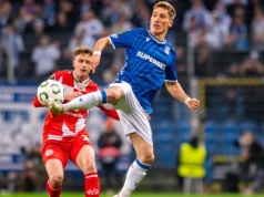 Lech i Raków walczą w Lidze Konferencji. VAR w akcji, seria rzutów karnych! Relacja NA ŻYWO