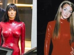 Odziana w LATEKSOWY kombinezon Bianca Censori z kamienną miną wychodzi z wystawy pod bacznym okiem męża. Inspirowała się Britney? (ZDJĘCIA)