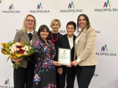 AUtopozytywni wyróżnieni, jako „Kryształy Soli” w Małopolsce