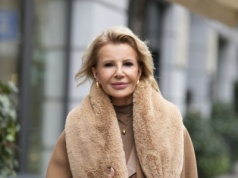 W tej stylizacji wygląda jak milion dolarów. To hit na święta