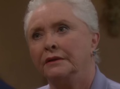 Gdy zaczęła grać Stephanie w "Modzie na sukces", miała 48 lat. Tak wyglądała w młodości