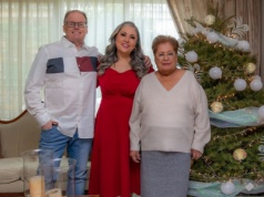 Teściowa zamieniła święta w koszmar. "Zwraca się do mnie imieniem drugiej synowej"