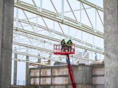 Przełomowa inwestycja w Świdniku. Zaglądamy na plac budowy multifunkcyjnego centrum