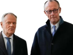 Uczta władzy 13 grudnia: Tusk zważony i uznany za zbyt lekkiego