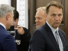 Te obciążenia wcale mu nie przeszkodzą. Po wyborach rola Sikorskiego może wzrosnąć