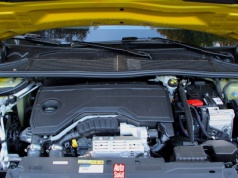 Kierowcy wracają do aut spalinowych, słabnie zainteresowanie elektrykami