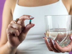 Zyskuje popularność również w Polsce. Hamuje procesy zapalne w mózgu