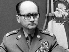 Przygotowania do stanu wojennego trwały ponad rok. Ekipy z Moskwy 