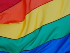 Samorządy czekają na rząd ws. małżeństw jednopłciowych