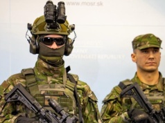 Siły Zbrojne Republiki Słowackiej prezentują nowy kamuflaż i broń Grand Power