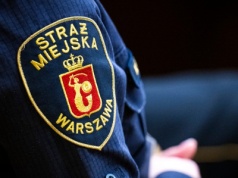 Patrol uratował 16-latka. Wymamrotał jedynie, że pił "kolorową wódkę"