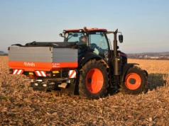 Prasa sama zatrzyma ciągnik i wyrzuci belę. Tak działa TIM