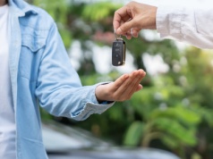 Jeszcze nie w 2026 roku. Fiskus odracza zmiany. Darowizna auta poleasingowego bez PIT