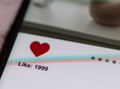 Lajkują, komentują i podbijają zasięgi. Przysługuje im nawet urlop. 