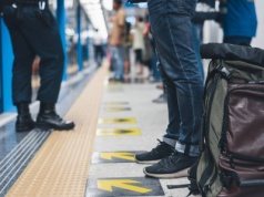 Sztuczna inteligencja pilnuje peronów. W metrze uratowano już 39 osób