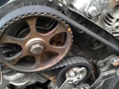 Pasek rozrządu lepszy niż łańcuch. Producenci się opamiętali