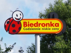 Biedronka z milionową karą. Klienci rozczarowani, popularna promocja okazała się pułapką