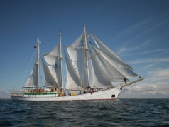 Betlejemskie Światło Pokoju wyruszy przez Bałtyk do Szwecji na pokładzie Zawiszy Czarnego