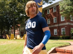 Kiedy ruszają prace nad 2. sezonem serialu Chad Powers? Powrót na plan zdjęciowy tuż, tuż