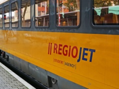 RegioJet rozpoczyna regularne kursy w Polsce. Miało być sześć par pociągów, będą trzy