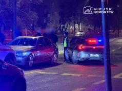 Pijany obcokrajowiec wjechał BMW na tory tramwajowe. Miał 2 promile