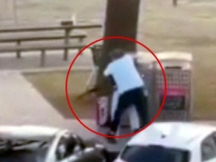 Sprzedawca bohaterem. Miliarder nagrodził mężczyznę, który rozbroił terrorystę w Australii