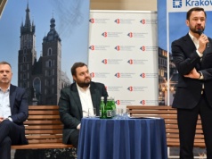 Zaciskanie pasa? Nie w gabinecie prezydenta miasta. Przyznano nagrody