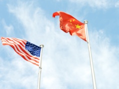 Chińscy miliarderzy wynajmują matki-surogatki w USA, by mieć amerykańskie dzieci