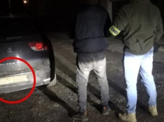 Kierowca z Radzionkowa zatrzymany. Wpadł przez tekturową tablicę rejestracyjną napisaną mazakiem