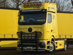 15,6-litrowy, 520-konny, 2-osiowy Actros ProCabin – rodzynek z Vario Transport