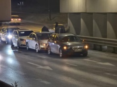 Zderzenie trzech aut pod wiaduktem. Są utrudnienia w ruchu na ul. Diamentowej w Lublinie