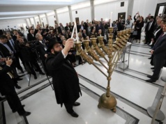 Chanuka w POLSKIM Sejmie a milczenie o chrześcijaństwie – pytanie o tożsamość
