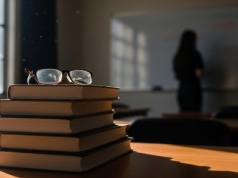 Rząd chce znieść ważny przywilej dla nauczycieli