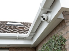 Jego kamery docierały do okien sąsiadów. Czuli się nękani. UODO wydał ważną decyzję