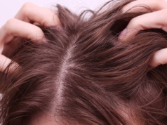 3 najlepsze szampony na przetłuszczające się włosy - przedłużają świeżość i zwiększają objętość