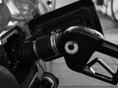 Jak wybrać kartę paliwową najlepiej dopasowaną do firmy