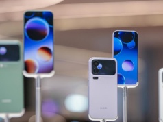 Rynek smartfonów wchodzi w fazę spadku. Niedobór pamięci i wyższe koszty uderzają w producentów