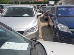 Resort ujawnił dane. Ponad 57 mln zł z przepadku pojazdów lub ich równowartości