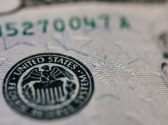 Seul naciska na eksporterów: sprzedawajcie dolary. Rząd chce ustabilizować słabego wona