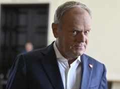 Ważna informacja dla wszystkich dzieci! Donald Tusk spotkał się z prawdziwym Świętym…