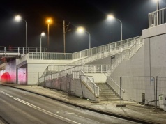 Samozwańczy artysta wyprzedził oficjalne otwarcie