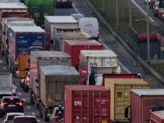 Od 25 grudnia o 8:00 maraton utrudnień. Staną pojazdy w całym kraju