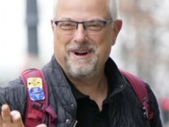 Od prawie 20 lat mieszka w USA. Mówi, jak zmieniło się życie za oceanem