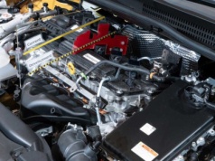 Te dwa silniki Toyoty będą hitem. Najważniejsze, że są... spalinowe