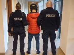 Tomaszów Mazowiecki: 41-latek usiłował zabić dwie osoby, najbliższe 3 miesiące spędzi w areszcie