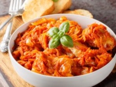 Na Wigilię przygotowuję klasyk w dużo zdrowszej formie. Nie tylko świetnie smakuje, ale jej zapach roznosi się po całym domu