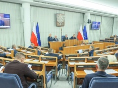 Budżet 2026 pod lupą Senatu. PiS: Ryzyko chaosu i dług