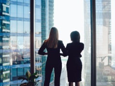 Grudniowa przygrywka do większej jawności i równości wynagrodzeń