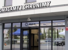 Taksówkarz spowodował kolizję i odjechał z miejsca zdarzenia