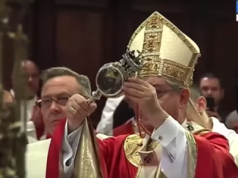 W Neapolu powtórzył się „cud krwi św. Januarego”